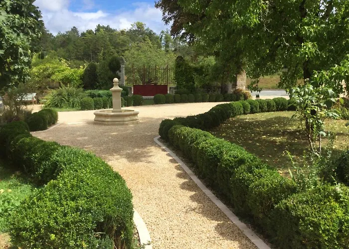 D'hotes A La Claire Fontaine 3*